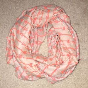 Cream and orange arrow infinity scarf